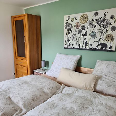 Ferienwohnung Burgblick Pelm Екстериор снимка
