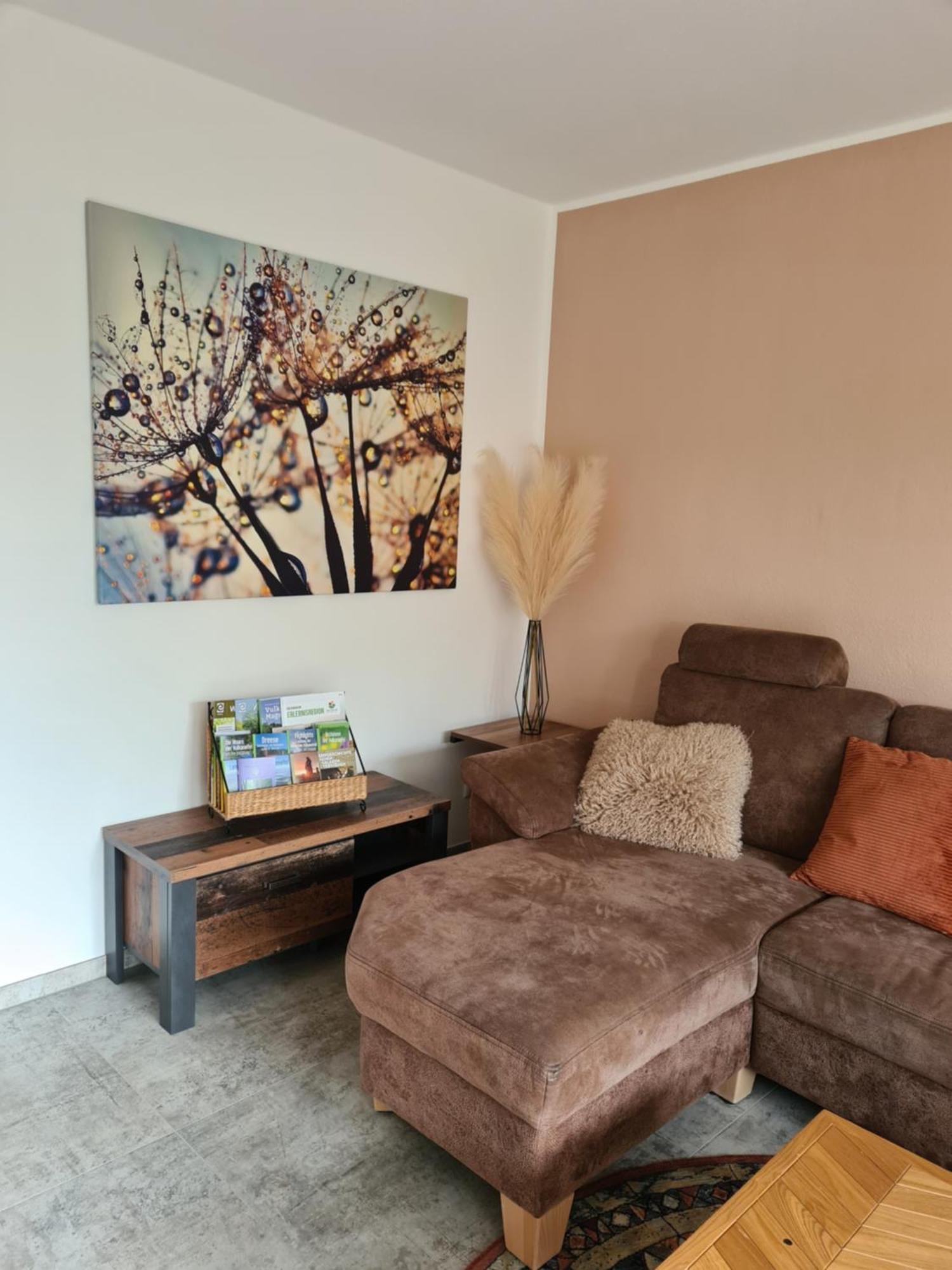 Ferienwohnung Burgblick Pelm Екстериор снимка